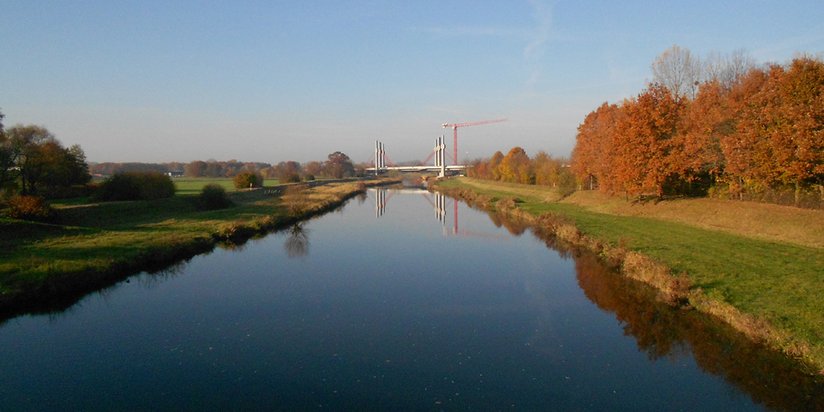 Fluss im Herbstlicht in Löhne