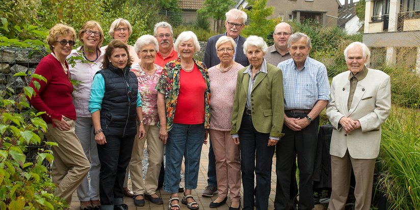 Gruppenbild der ehrenamtlichen Heferinnen und Helfer.